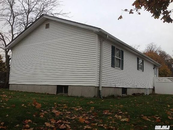 2nd image of 16 Clinton Ave