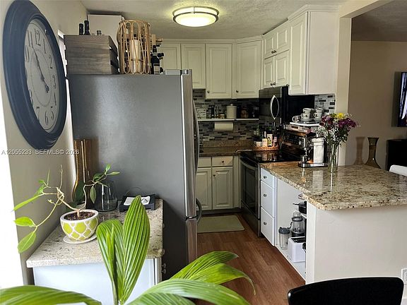 4th image of 505 Normandy Ln #505-K