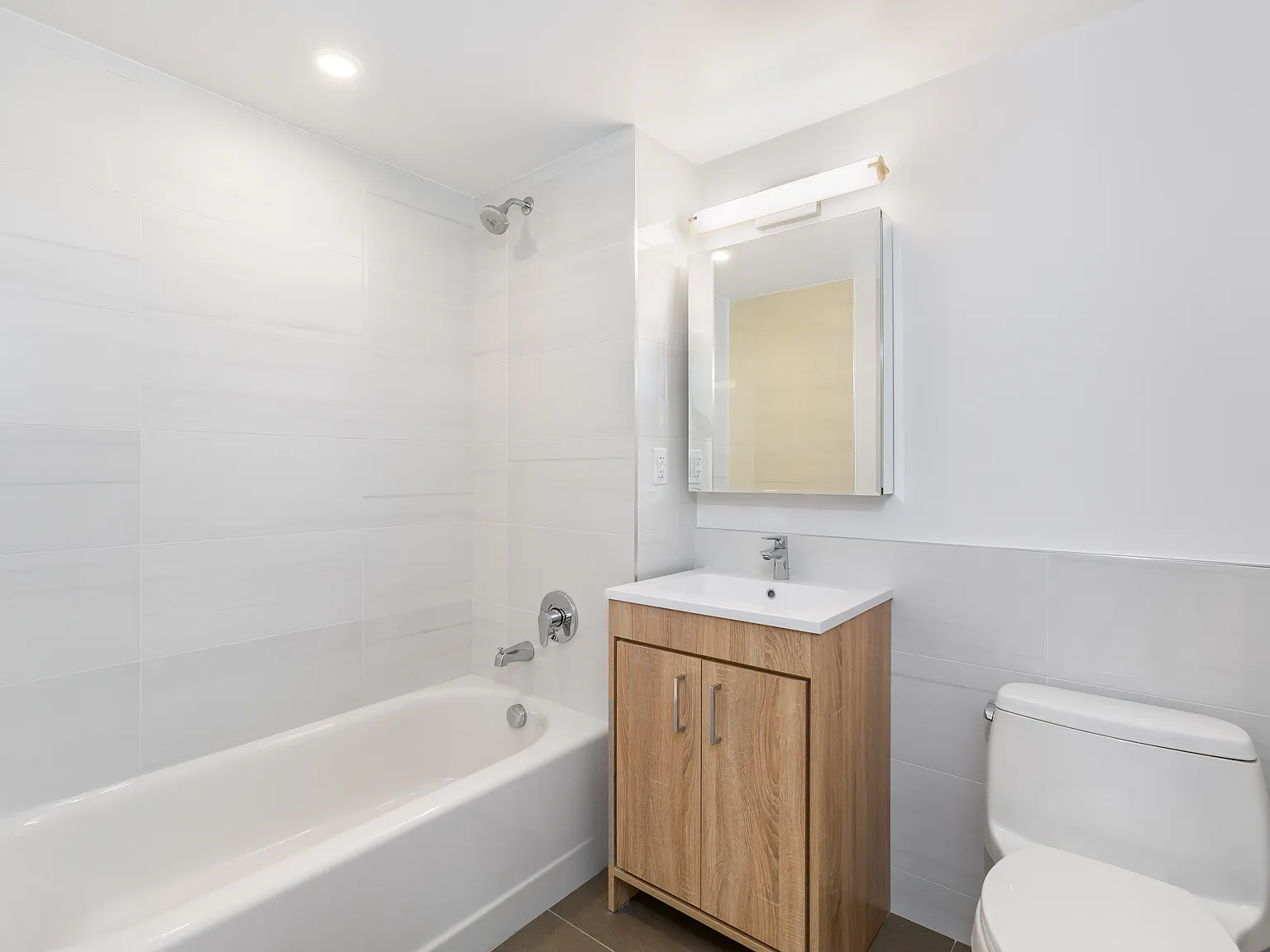 1516 Park Avenue — Photo 4
