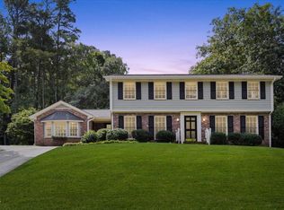 713 Pebblebrook Dr, Raleigh, NC 27609