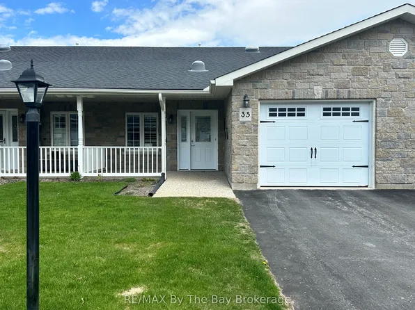 35 Garden Grove Cres, Wasaga Beach, ON L9Z 0E6