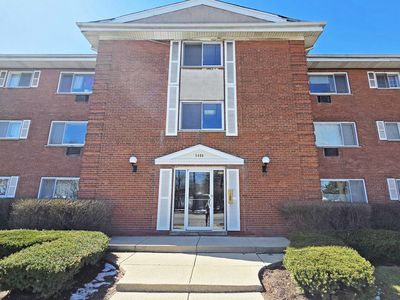 8450 Skokie Blvd APT 206, Skokie, IL, 60077