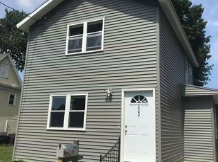 209 Ashworth Pl #1, Syracuse, NY 13210