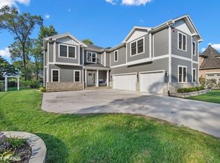 200 E Marion Ave, Prospect Heights, IL