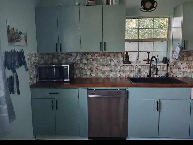 756 W Cathedral Pl — Photo 9