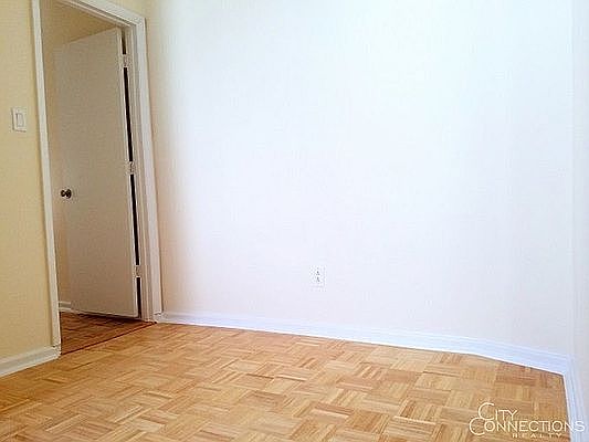 5th image of 264 6th Ave APT 29