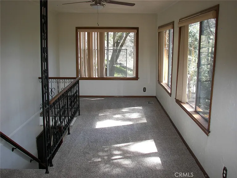 21636 Sawpit Canyon Rd — Photo 4