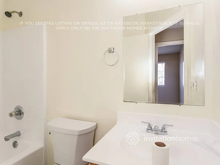 5703 N 67th Dr — Photo 14