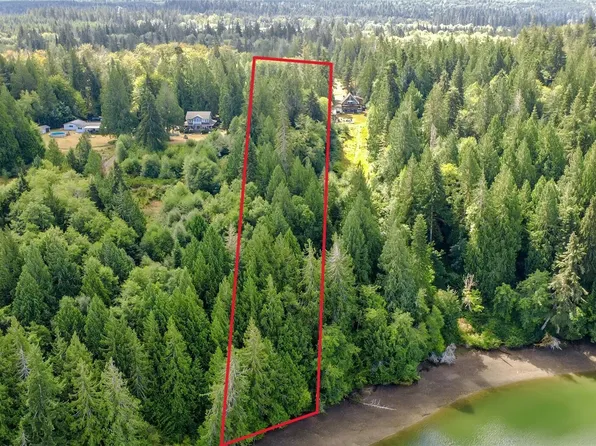 51 E Oakland Bay Drive, Shelton, WA 98584