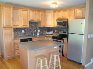 4457 Lynx Ct, Eagan, MN 55123