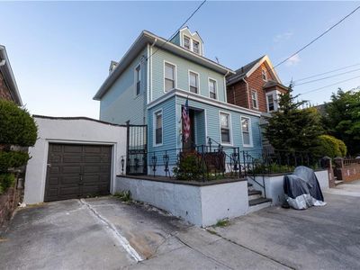 209 Bay 10th St, Brooklyn, NY, 11228