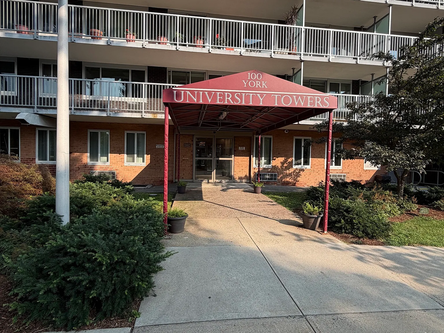 1 bed, 1.0 bath, 815 sqft, $2,500 — Photo 2