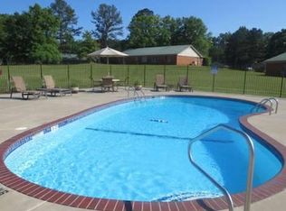 363 Seagraves Dr, Athens, GA 30605