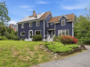 106 Concord Rd, Bedford, MA 01730