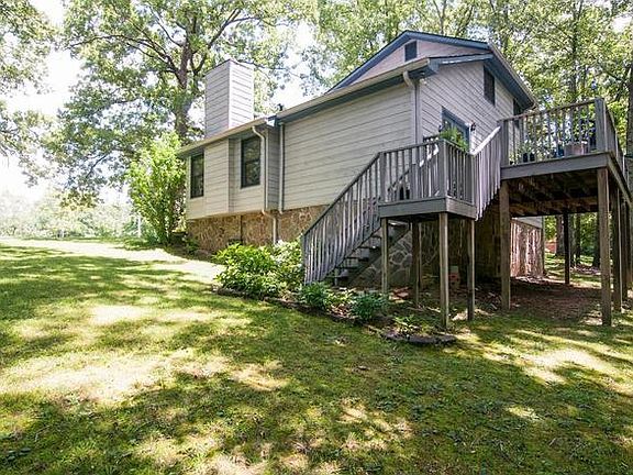 4th image of 345 Twin Oaks Dr