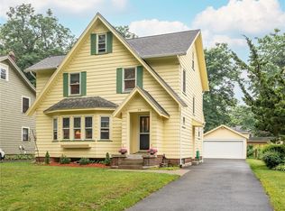 73 Rawlinson Rd, Rochester, NY 14617