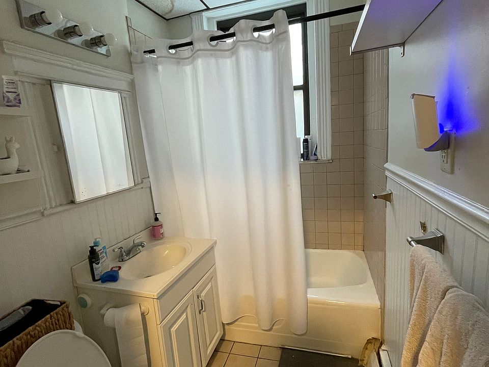2nd image of 60 Charlesgate E APT 104