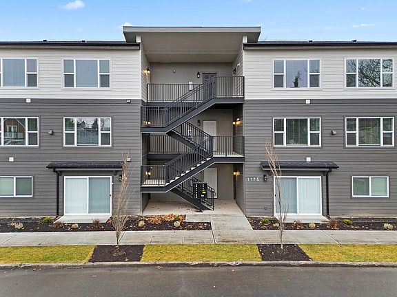 2nd image of 1175 N Cannon St #8