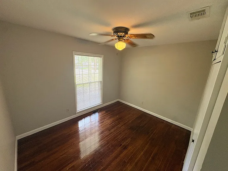 104 Herty Dr — Photo 8