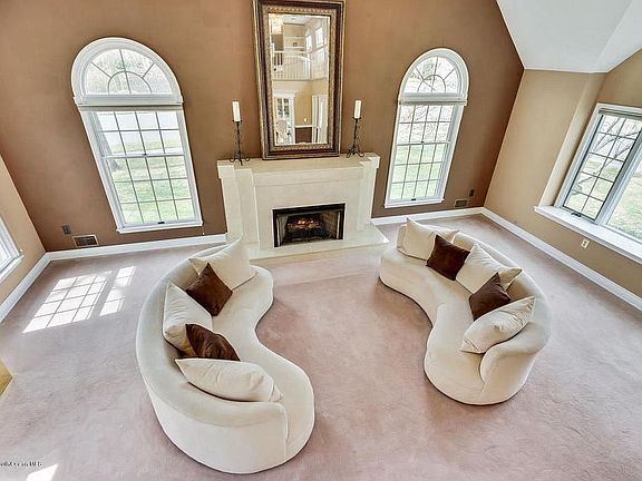 5th image of 1427 Sequoia Cir