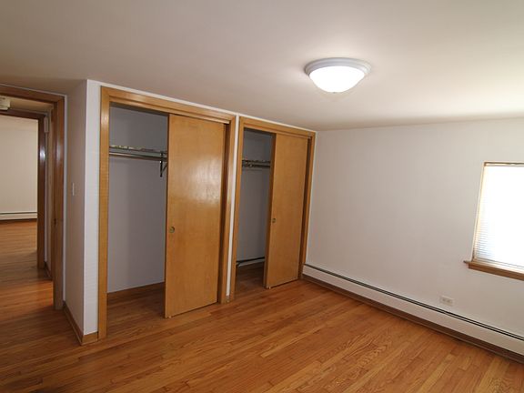 4th image of 3555 N Neva Ave #Gs