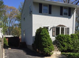 23 Oscars Way, Dedham, MA 02026