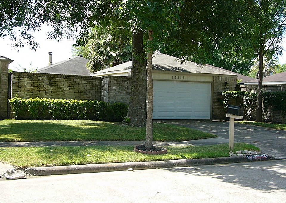 1st image of 16215 Grassy Creek Dr