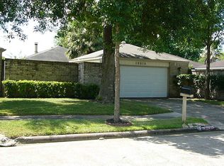 16215 Grassy Creek Dr, Houston, TX 77082