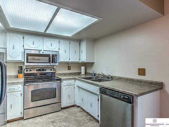 4th image of 5130 Jefferson Cir