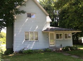 224 Woodland Ave, Conneaut, OH 44030