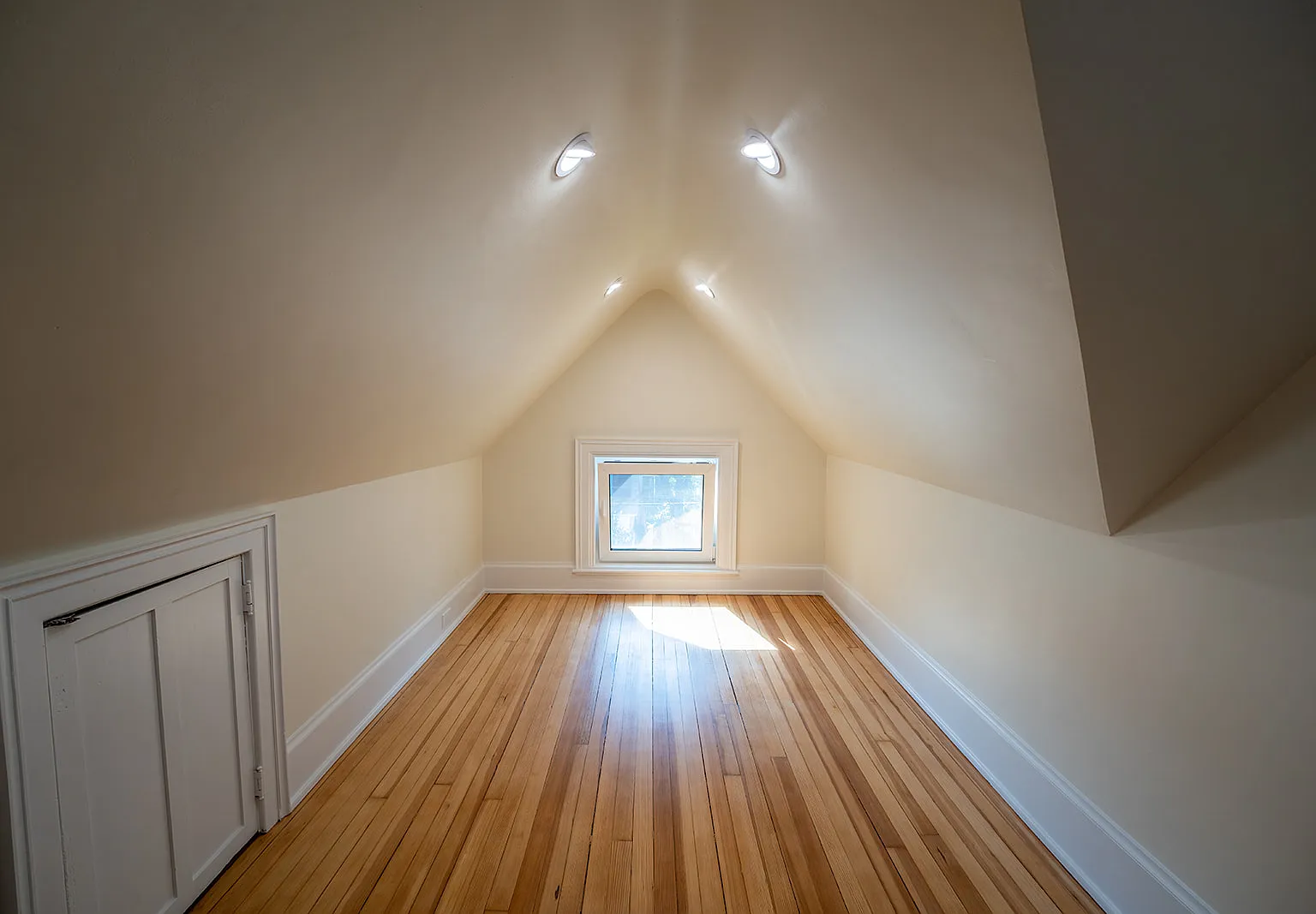 1 bed, 780 sqft, $1,500 — Photo 2