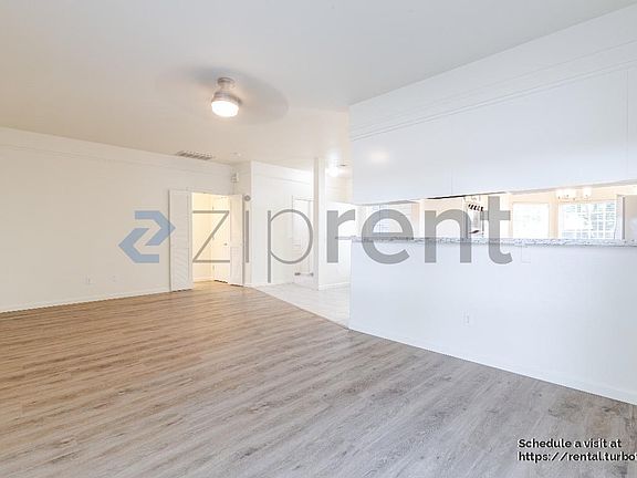 5th image of 2703 Albany Ave
