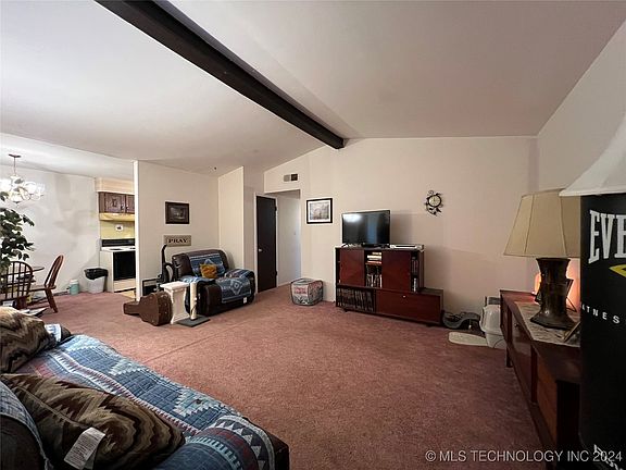 4th image of 6717 S Richmond Ave Unit 638
