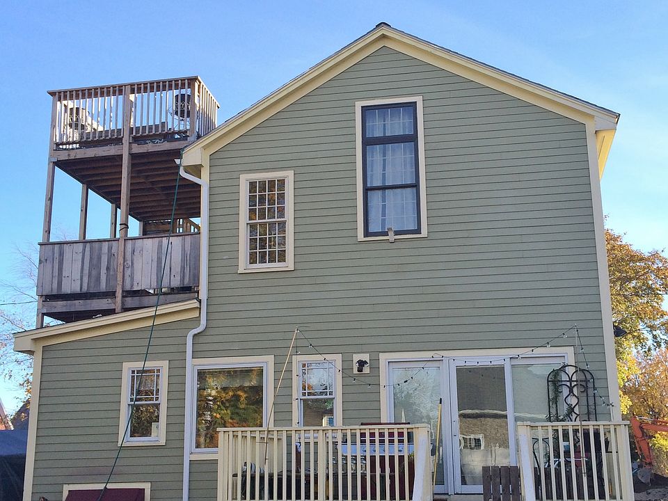 Outside Rear Ocean View