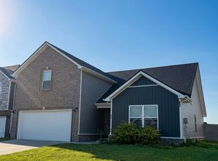 917 Burley Barn Rd, Clarksville, TN 37042