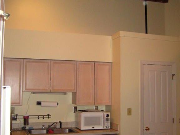 5th image of 230 W Tazewell St APT 104