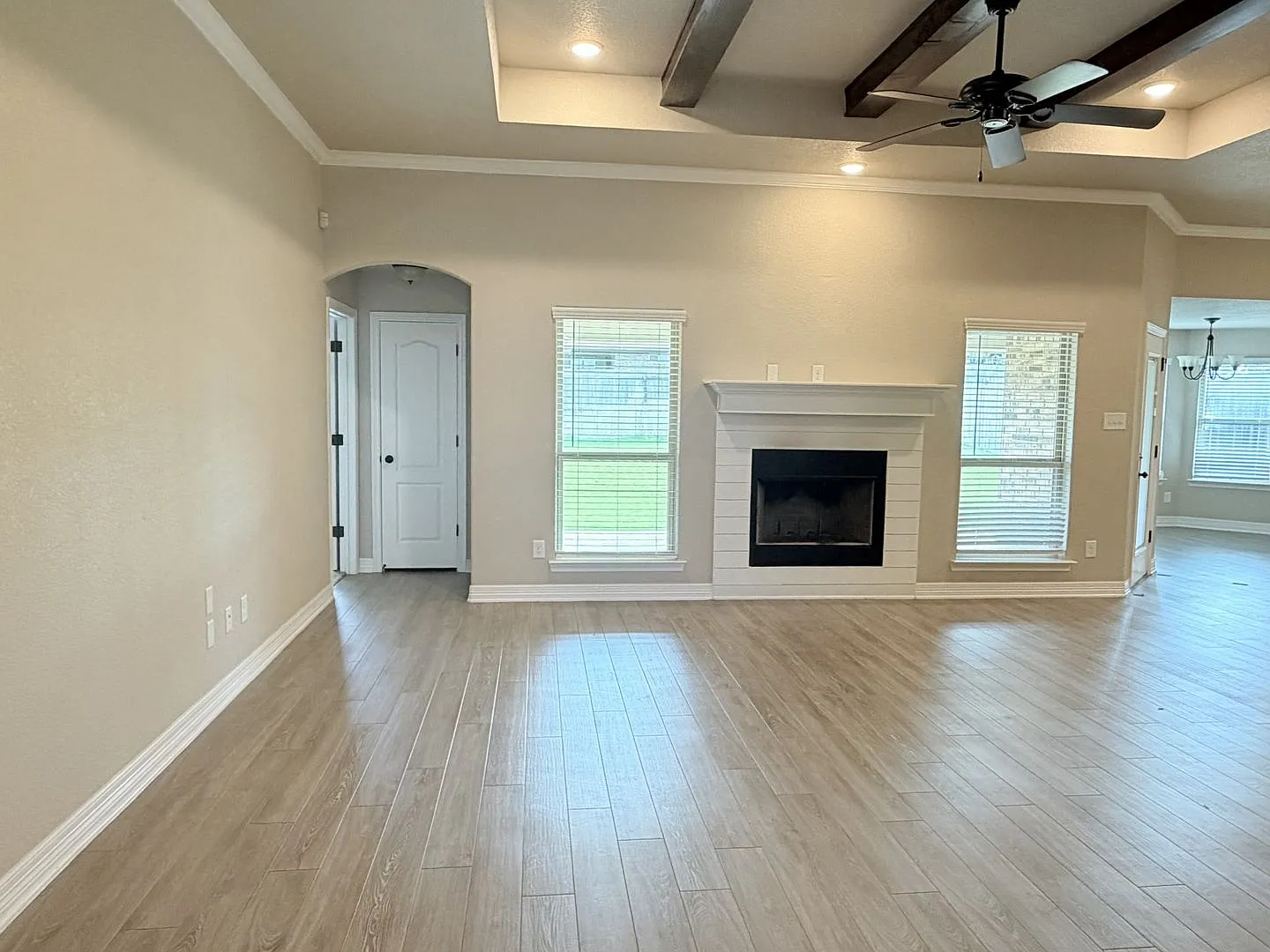2002 Rustic Manor Dr.... — Photo 3
