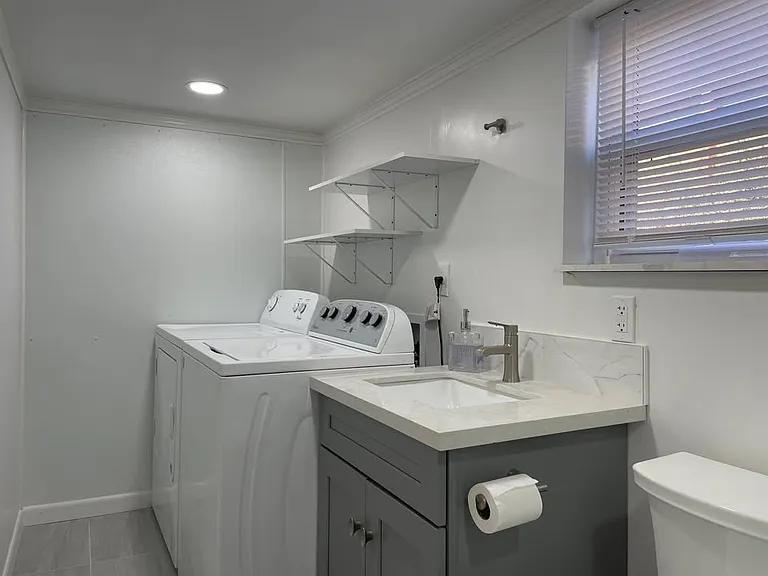 6904 NE Grand Ave — Photo 21