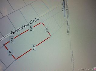 Greenview Cir, Sand Springs, OK 74063