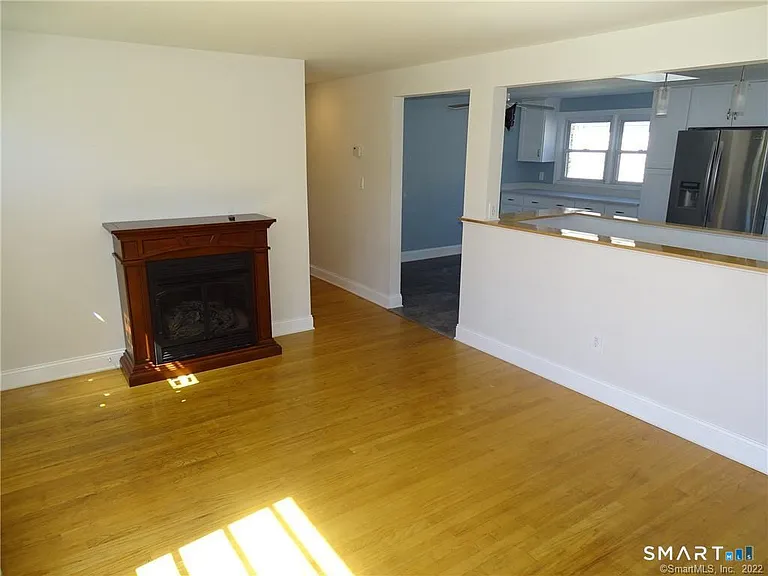 15 Bayshore Dr — Photo 4