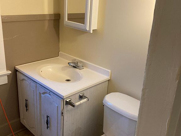 5th image of 106-106 N McKean St #106 & A