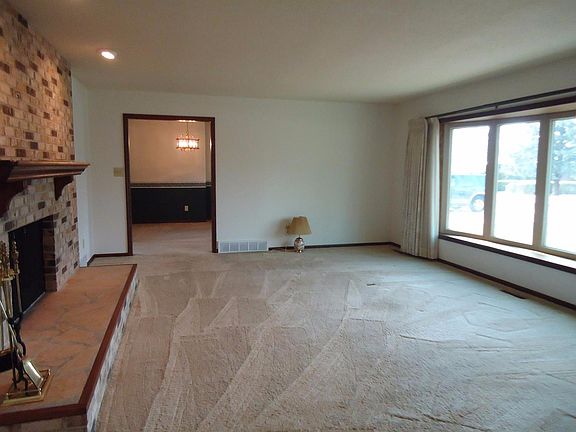 5th image of 124 Mallard Dr