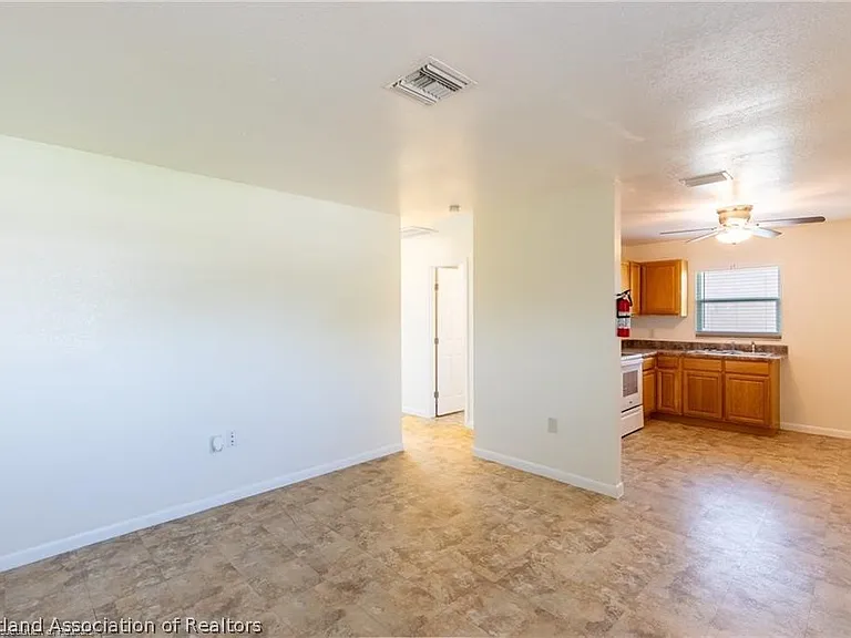 1314 Denise Ave — Photo 10
