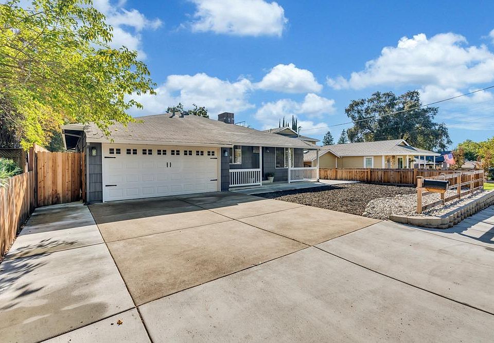 1st image of 404 Livoti Ave