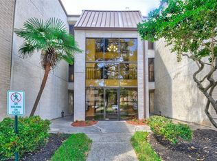 8517 Hearth Dr APT 31, Houston, TX 77054