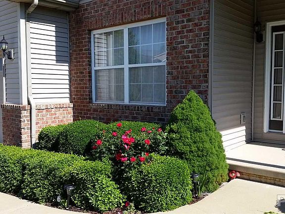 3rd image of 1923 W Casecreek Dr