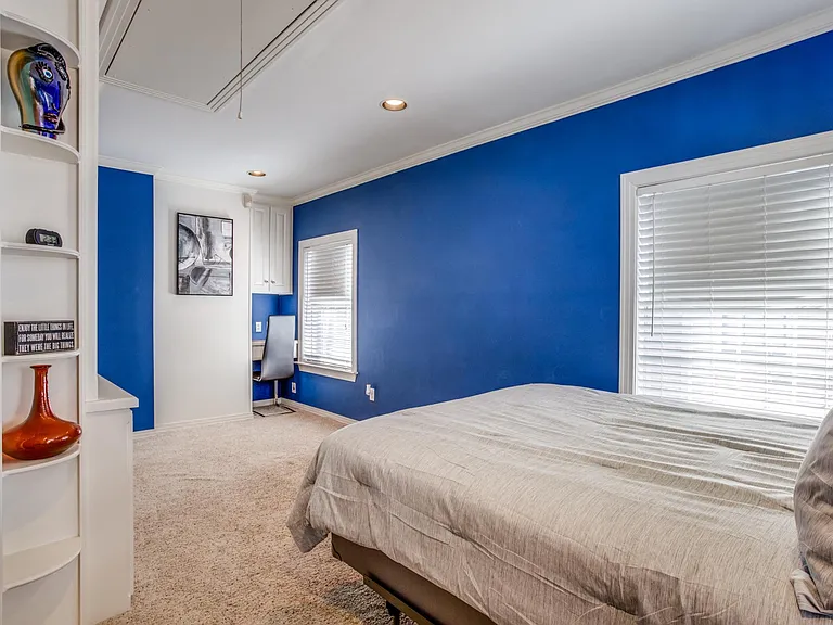 5330 McCommas Blvd — Photo 12