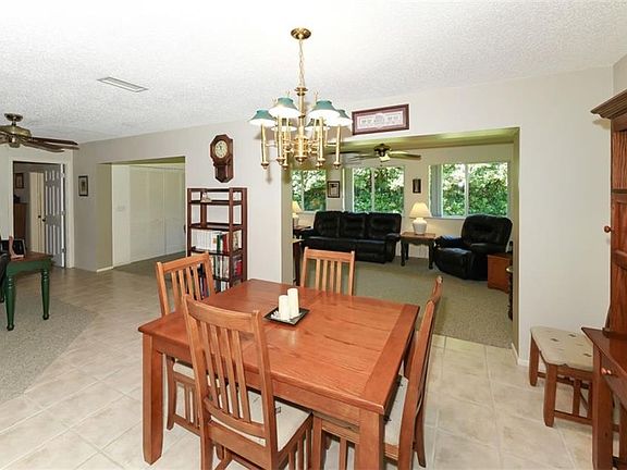 3rd image of 7192 W Country Club Dr N
