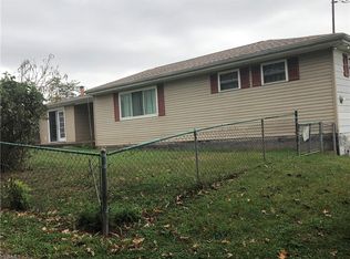 1576 Locust Ridge Rd, Washington, WV 26181