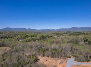 2330 Red Fox Rd, Tryon, NC 28782